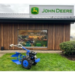 Motoculteur avec charrue Iseki